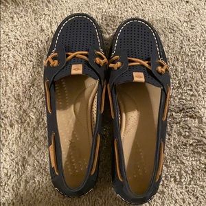 Brand new women’s coil ivy Sperrys, size 9